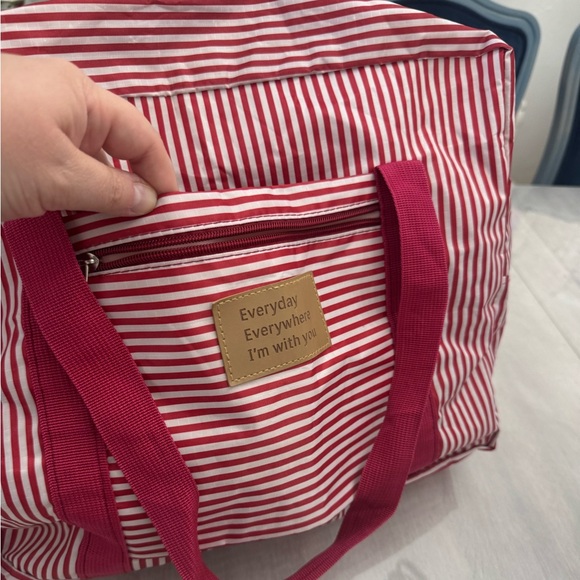 Amazon Pink and White Striped Travel Tote Bag - Picture 4 of 6